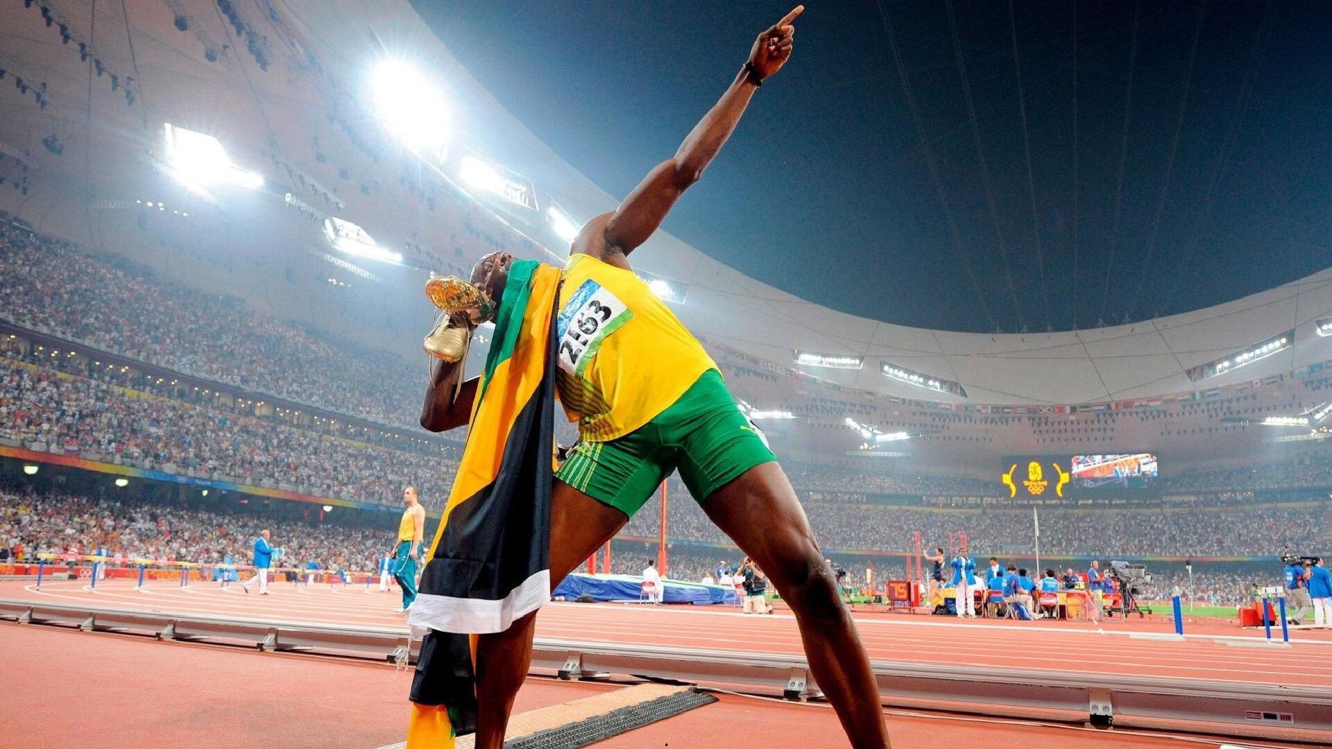 中国花样游泳队巴黎奥运备战冲刺 新编排惊艳国际赛场|熊猫体育直播